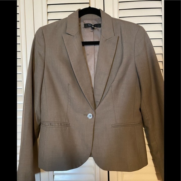 👩🏼💻💼 Nine West || Taupe Skirt Suit size 8